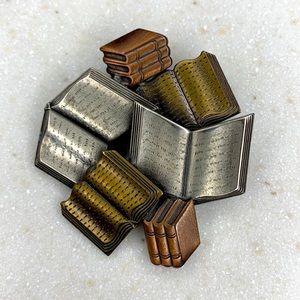 Lover of Books Pin/ Brooch